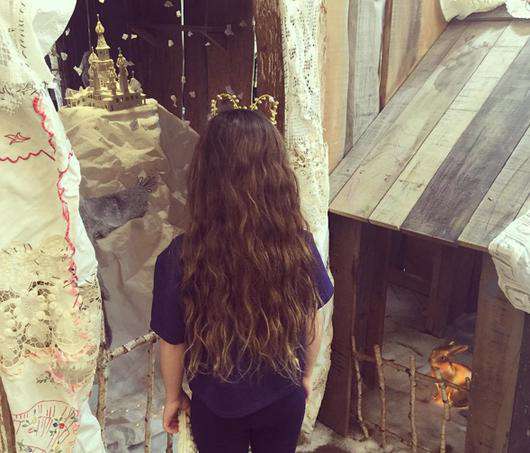 Дочка Сальмы Хайек Валентина отдаст свои волосы детям, больным раком. Фото: instagram.com