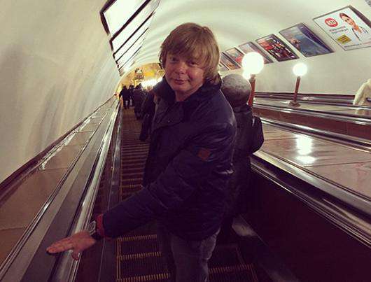 Андрей Григорьев-Аполлонов в метро. Фото: Instagram.com. 