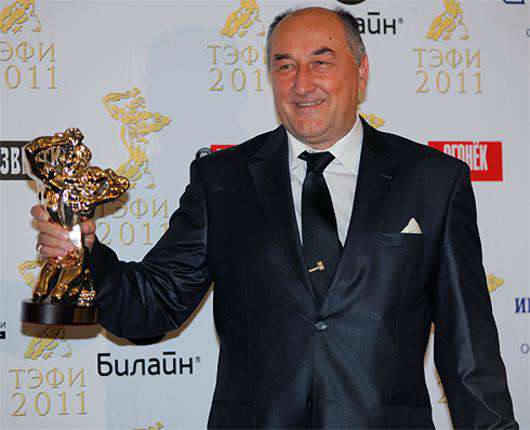 В 2012 году Борис Клюев был удостоен премии «ТЭФИ» в номинации «Лучшая мужская роль» за работу в сериале «Воронины».