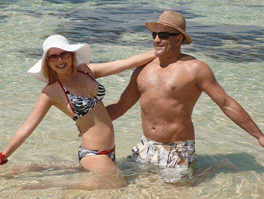 Лена Ленина с мужем.