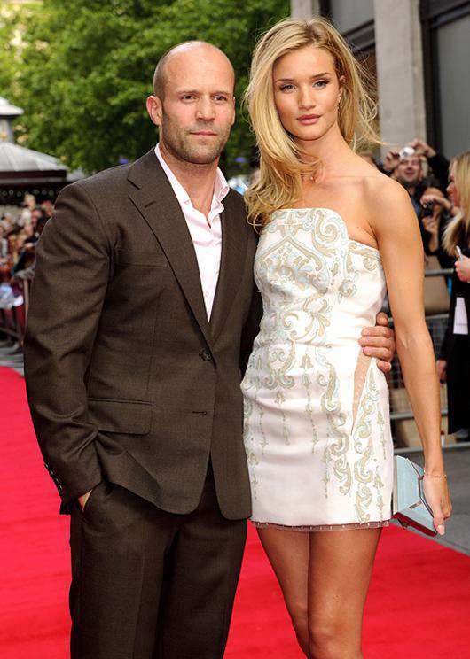 Джейсон Стэтхэм и Рози Хантингтон-Уайтли. Фото: Rex Features/Fotodom.ru.