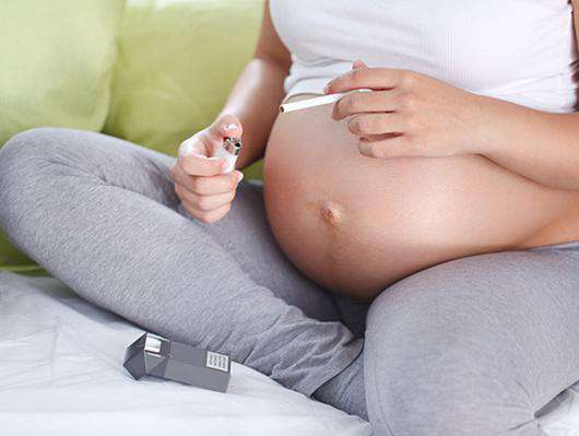 Беременных эстонок хотят сажать за курение. Фото: Fotolia/PhotoXPress.ru.
