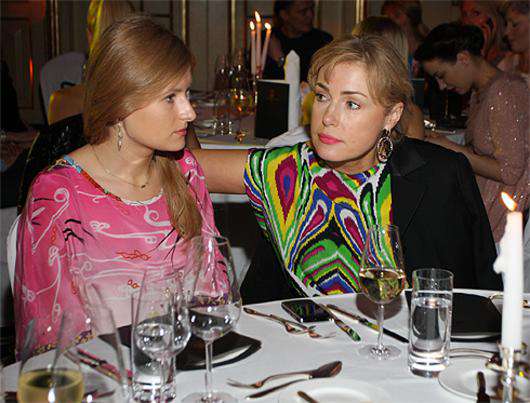 Мария Шукшина с дочерью Анной.