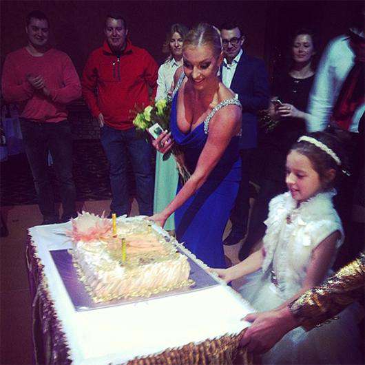 Анастасия Волочкова отметила свой день рождения. Фото: Instagram.com.