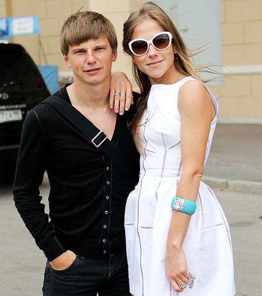 Андрей Аршавин с женой Юлией. Фото: arshavin.eu.