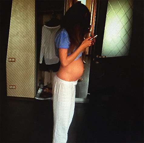 Агния Дитковските опубликовала в своем микроблоге снимок, сделанный во время беременности. Фото: Instagram.com/ditkovskyte.