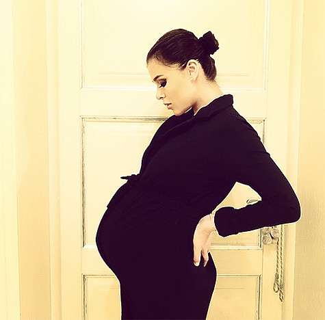Лена Темникова находится на восьмом месяце беременности. Фото: Instagram.com/lenatemnikovaofficial.
