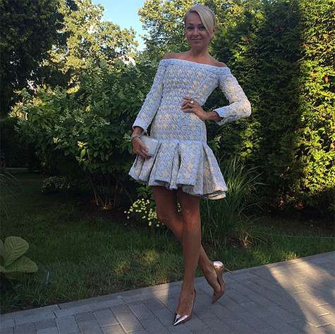 Яна Рудковская на «Новой волне-2014». Фото: Instagram.com/rudkovskayaofficial. Яна Рудковская на «Новой волне-2014». Фото: Instagram.com/rudkovskayaofficial.