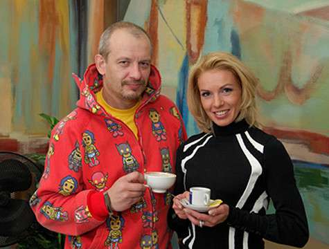 Джентльмены предпочитают блондинок. С Ириной Лобачевой наш герой познакомился на съемках ледового шоу и был ею очарован. Фото: PhotoXPress.ru.
