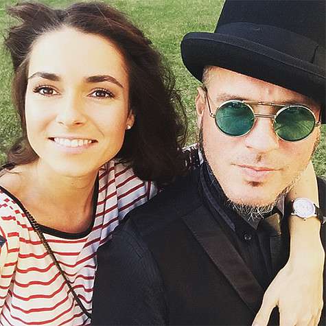 Ирена Понарошку с мужем. Фото: Instagram.com/irenaponaroshku.