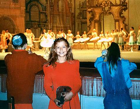 В школьном возрасте Анастасия Чеважевская уже вовсю выступала с концертами. Фото: личный архив Анастасии Чеважевской.