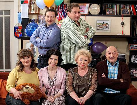 Бориса долго не утверждали на роль Николая Петровича Воронина. Один из руководителей канала говорил: «Что вы — Клюев? Да он серьезный артист! Брать его на ситком?..» Фото: материалы пресс-служб. Бориса долго не утверждали на роль Николая Петровича Воронина. Один из руководителей канала говорил: «Что вы — Клюев? Да он серьезный артист! Брать его на ситком?..» Фото: материалы пресс-служб.