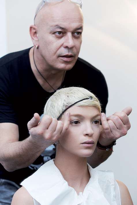 Секретами идеального мэйк-апа поделился креативный директор по макияжу Givenchy Николя Деженн. Фото: материалы пресс-служб.