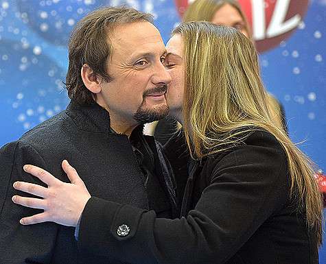 На встрече с Михайловым девушки плакали: кто-то от счастья, что успел взять автограф, кто-то — от неудачи. Фото: материалы пресс-служб. На встрече с Михайловым девушки плакали: кто-то от счастья, что успел взять автограф, кто-то — от неудачи. Фото: материалы пресс-служб.