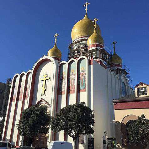 В Сан-Франциско певица посетила православный храм. Фото: социальные сети