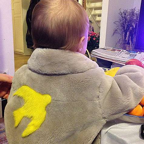 На снимке не видно лица дочери Анны Михалковой. Фото: Instagram.com/anikiti4na. На снимке не видно лица дочери Анны Михалковой. Фото: Instagram.com/anikiti4na.