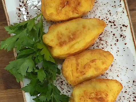 Картофельные пирожки с курицей по-бразильски. Фото: материалы пресс-служб.