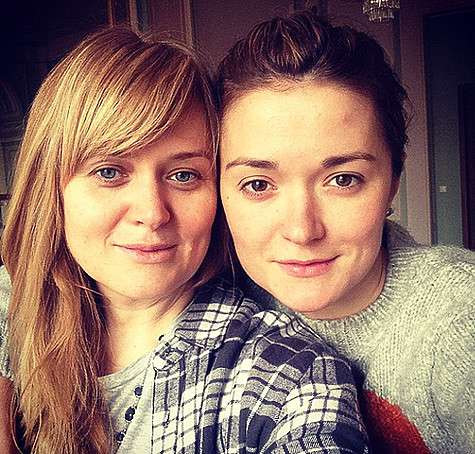 Анна и Надежда Михалковы без макияжа. Фото: Instagram.com.