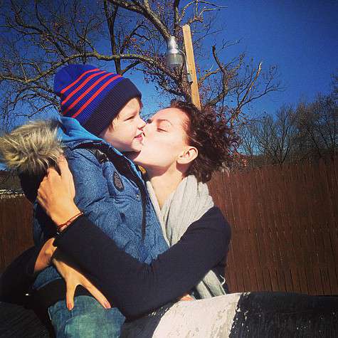 Актриса называет своего сына «my sweet heart”. Фото: социальные сети