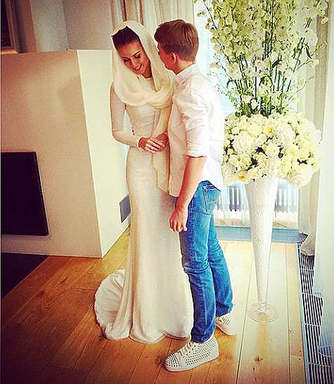 Младший сын Кристины Орбакайте Дэни Байсаров поздравил свою сводную сестру Камиллу с замужеством. Фото: Instagram.com/_denny_denny_.
