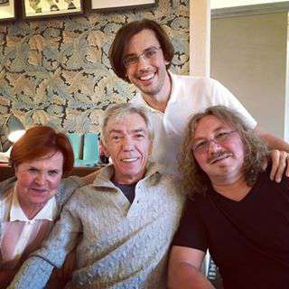 Юрий Николаев также приехал на вечеринку