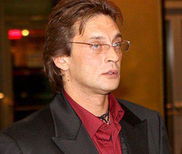 Зачем Александр Домогаров уедет в Крым?