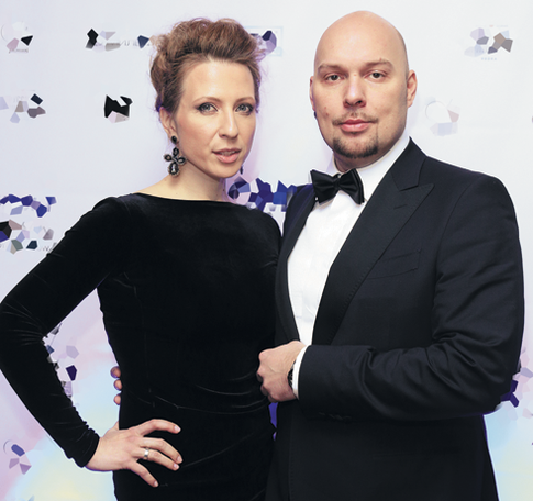 Яна Чурикова развелась?