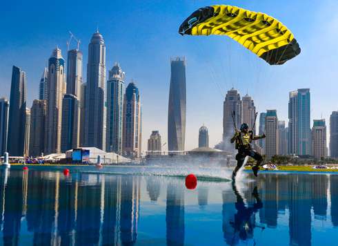 Уилл Смит увлекается скайдайвингом