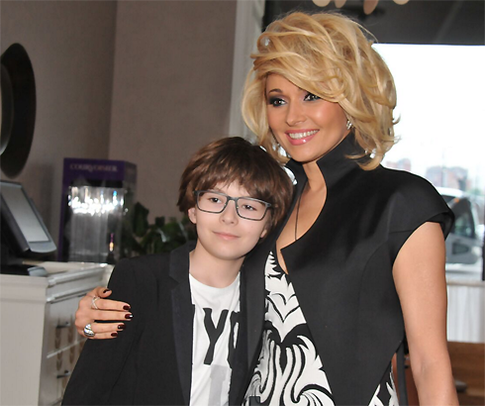 Агурбаш отметила день рождения с полицией