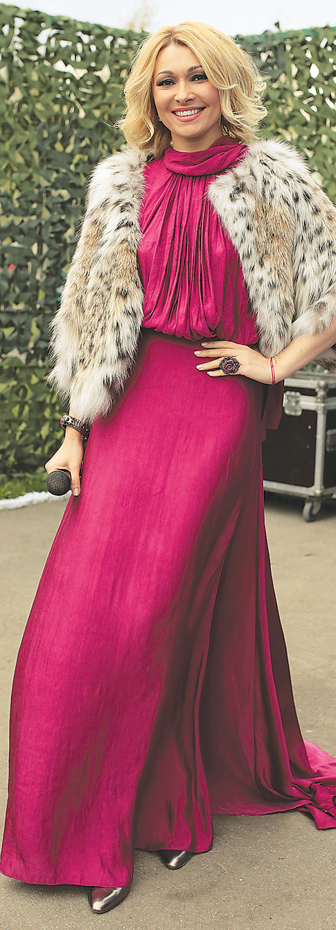 Зачем Анжелика Агурбаш надела мех в мае?