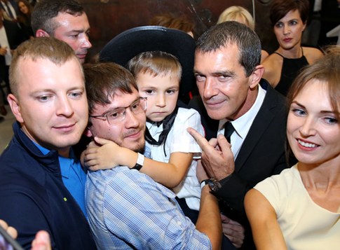 Антонио Бандерас нашел в Москве Зорро