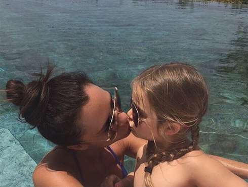 Виктория Бекхэм поздравила Харпер с пятилетием