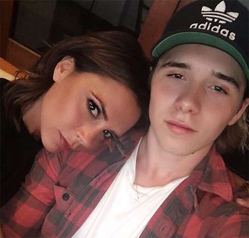 Виктория Бекхэм с сыном Бруклином