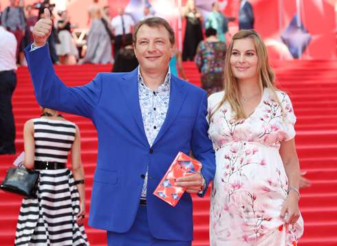 Елизавета Шевыркова родила Марату Башарову сына