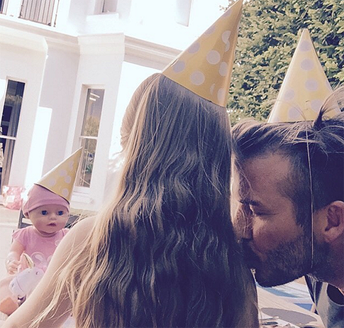 Дэвид Бекхэм не позволит дочери встречаться с мальчиками