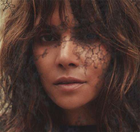 Хэлли Берри