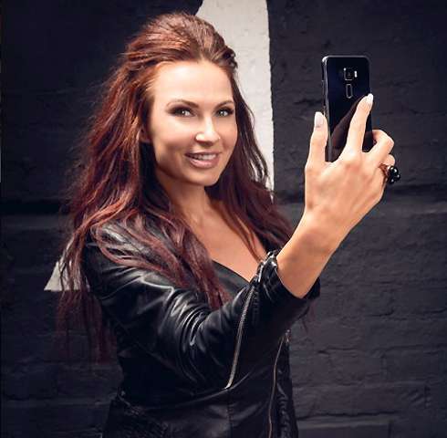 Эвелина Бледанс