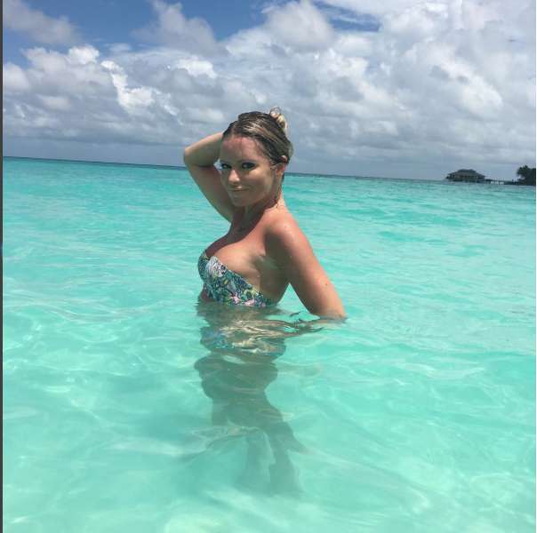 Дана Борисова на Мальдивах