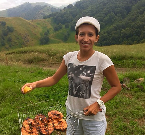 Елена Борщева впервые пробовала осетрину в томатной пасте