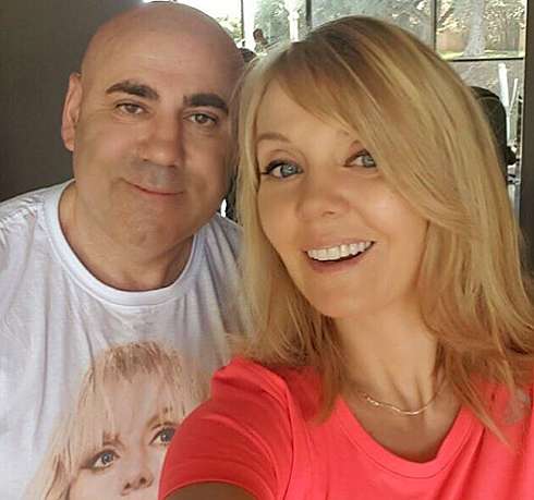 Папа со мной почти не жил, поэтому, чистой любви тут быть наверно не может, - призналась Даная Пригожина