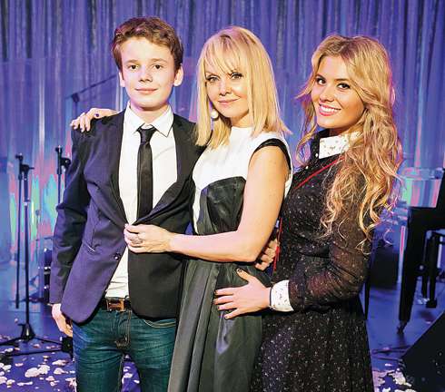 Арсений Шульгин, Валерия и Анна шульгина