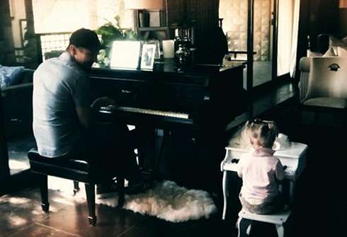 Джереми Реннер с дочкой Эвой