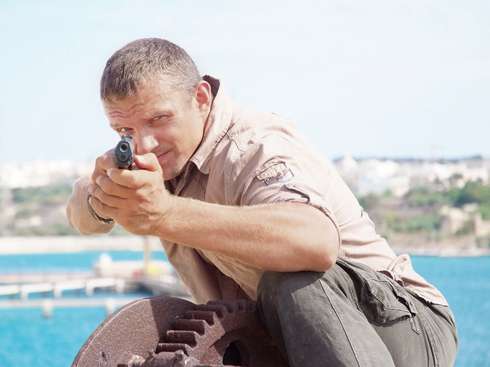 В шпионском боевике «Непобедимый» актер блестяще сыграл агента русской разведки