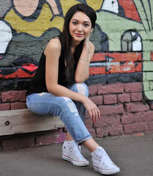 У Дильбар Файзиевой украли кеды