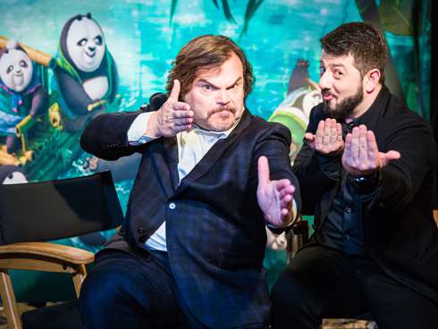 Джек Блэк и Михаил Галустян — американский и российский голоса панды По Джек Блэк и Михаил Галустян — американский и российский голоса панды По