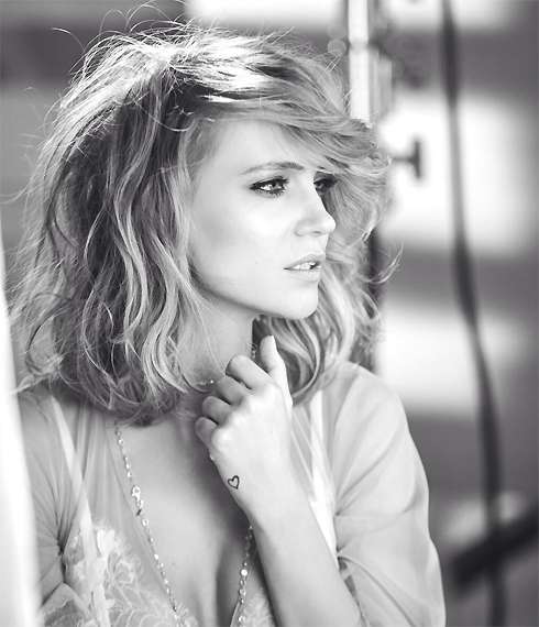 Глюк`ozу на улице избил молодой человек