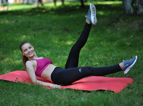 Махи ногами