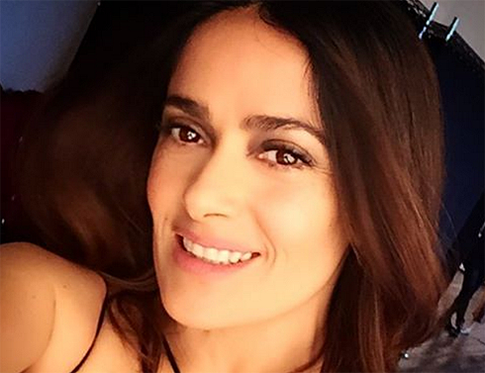 Сальма Хайек опубликовала пикантное селфи с Сьюзан Сарандон