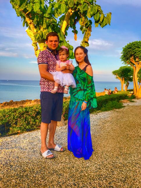 Солистку «Уральских пельменей» ограбили в отпуске