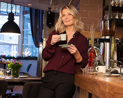 Юлия Высоцкая